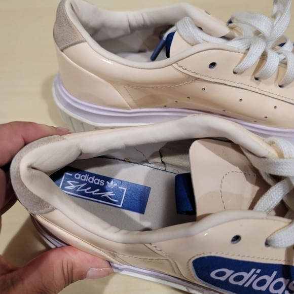 adidas Originals Hypersleek Platform Sole  Sneaker - Sz 8 US / 6.5 UK - Picture 8 of 11